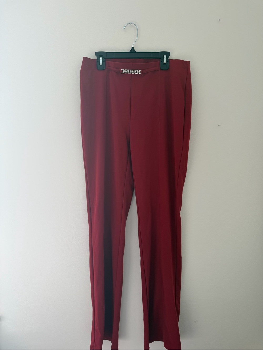 Retrology Wine Red Women's Straight-Leg Pants